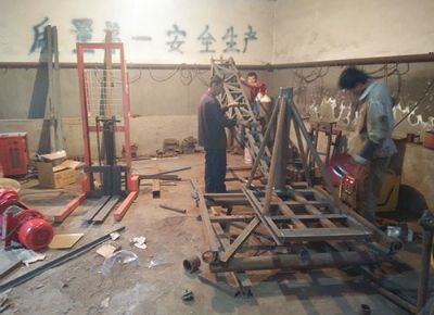 點(diǎn)擊查看詳細(xì)信息<br>標(biāo)題：華友機(jī)械多用途吊J 閱讀次數(shù)：7990