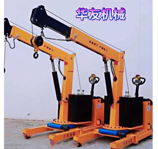點(diǎn)擊查看詳細(xì)信息<br>標(biāo)題：移動(dòng)式小吊機(jī)(室內(nèi)外通用) 閱讀次數(shù)：2436